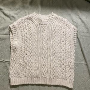 H&M CREAM CABLE KNIT SWEATER VEST